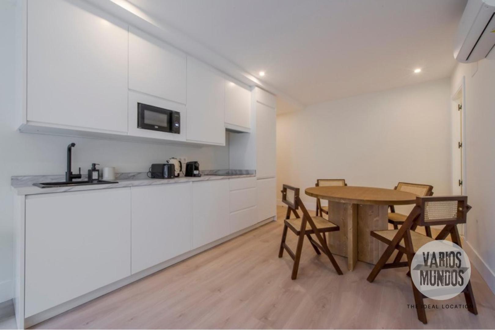 Tu Casa Para 4 En Malasana Ven A San Bernardo 20 Madrid Kültér fotó